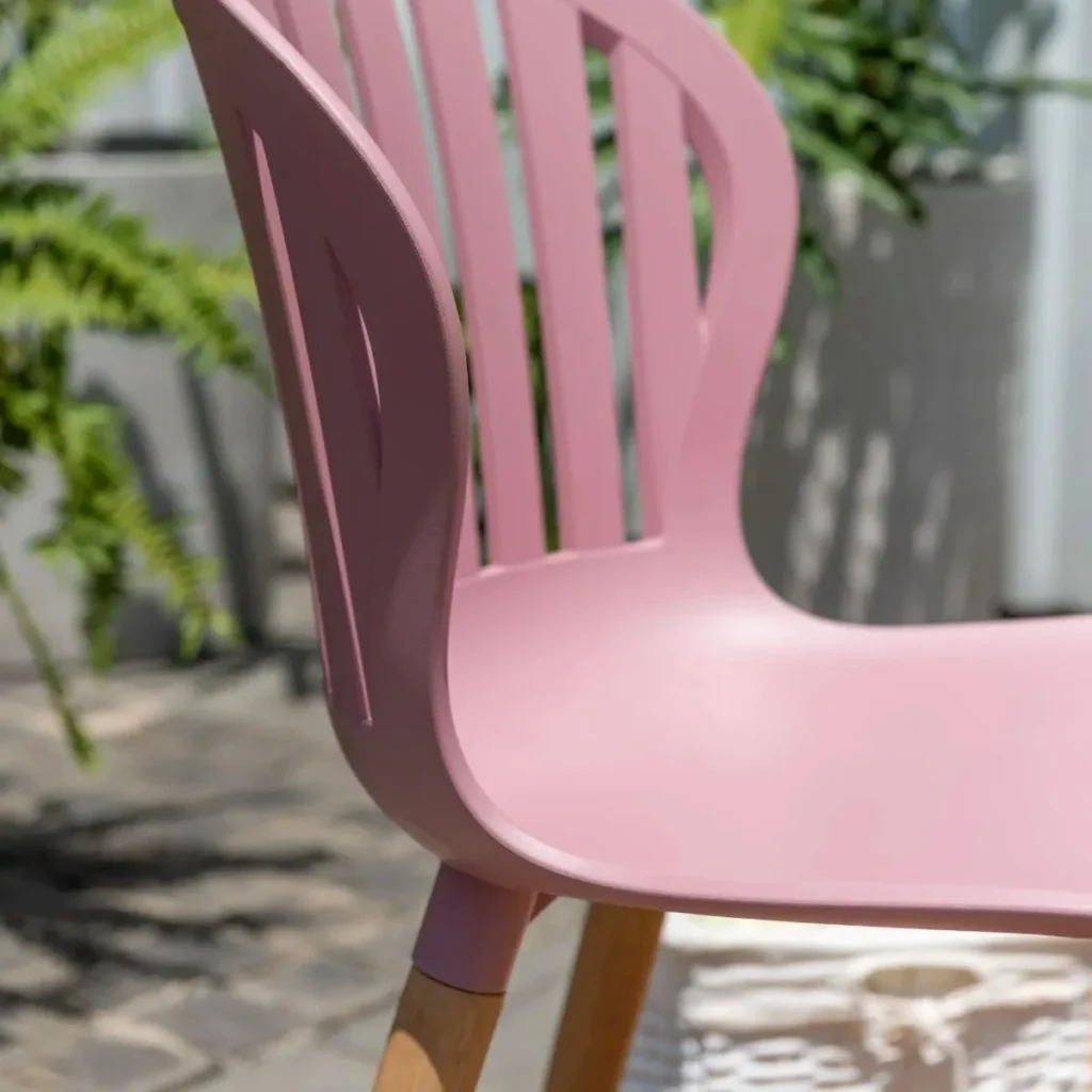 Spuiterij Frencken - Materiaal - Polyester